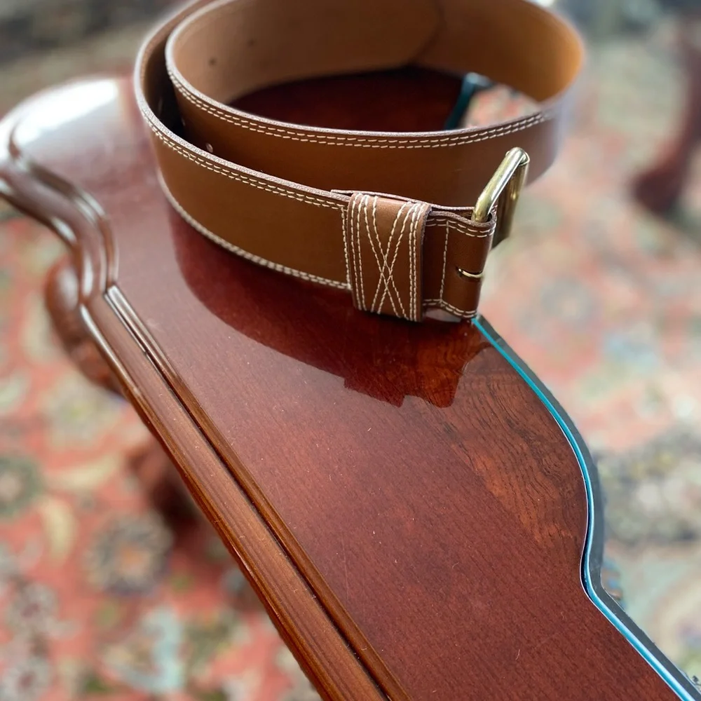 Ellen Tracy Linda Allred all leather women’s belt brand new